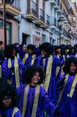 Velez Malaga, İspanya-3 Şubat 2018 A renkli karnaval geçit Andalusia küçük bir kasaba sakinleri tarafından düzenlenen