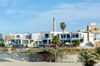 Cabo De Palos, İspanya - 7 Şubat 2019 ünlü promenade ve Akdeniz'de İspanya tarafından kıyı kenti peyzaj