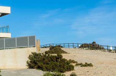 Cabo De Palos, İspanya - 7 Şubat 2019 ünlü promenade ve Akdeniz'de İspanya tarafından kıyı kenti peyzaj