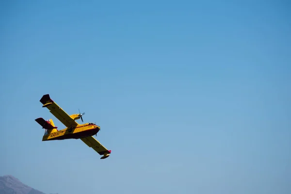 Torre Del Mar España Julio 2018 Aviones Sobrevolando Playa Una —  Fotos de Stock