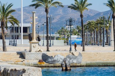 Cartagena, İspanya - 22 Şubat 2019 Cartagena Murcia bölgesi, bir yer gevşeme yanı sıra yer Denizcilik sektörünün ünlü limanda