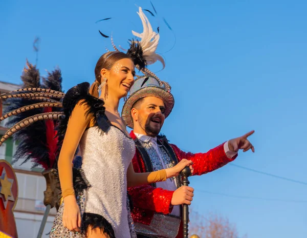 西班牙卡塔赫纳 2019年3月2日穆尔西亚地区一个著名城镇的居民组织的丰富多彩的狂欢节游行 — 图库照片