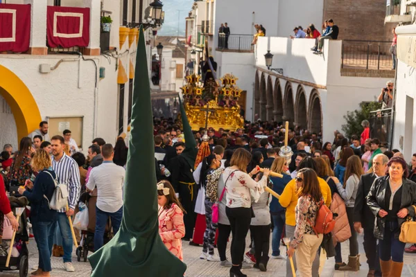 西班牙韦莱兹 马拉加 2018年3月29日 在西班牙一个城市 人们参加了圣周的游行 — 图库照片