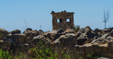 Battery Castillitos, İspanya - 13 Nisan 2019 Terk edilmiş askeri c