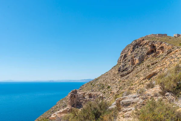 Battery Castillitos, İspanya - 13 Nisan 2019 Terk edilmiş askeri c