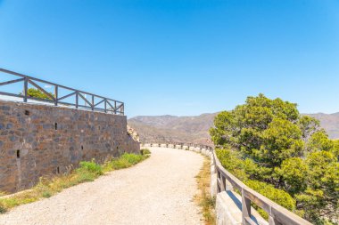 Battery Castillitos, İspanya - 13 Nisan 2019 Terk edilmiş askeri c