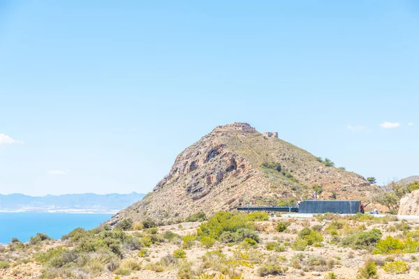 Battery Castillitos, İspanya - 13 Nisan 2019 Terk edilmiş askeri c