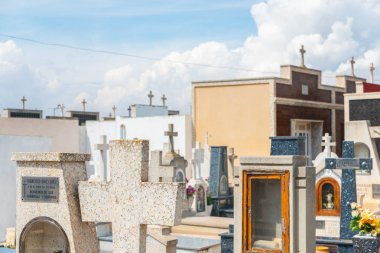 Canteras, İspanya - 2 Nisan 2019 Murcia regio'nun tipik mezarları