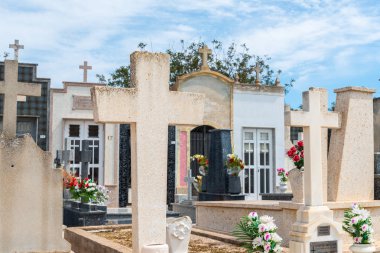 Canteras, İspanya - 2 Nisan 2019 Murcia regio'nun tipik mezarları