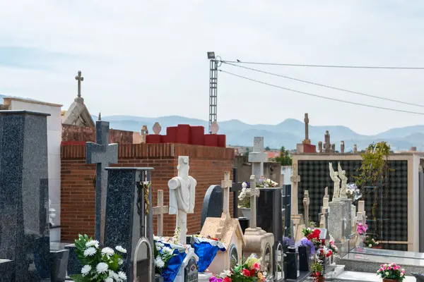 Canteras, Spanyolország-2 április 2019 a Murciai Regio-ra jellemző sírok — Stock Fotó