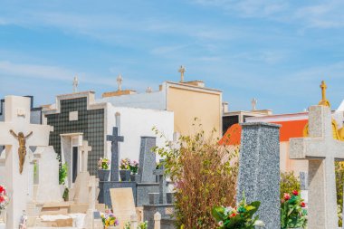 Canteras, İspanya - 2 Nisan 2019 Murcia regio'nun tipik mezarları