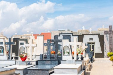 Canteras, İspanya - 2 Nisan 2019 Murcia regio'nun tipik mezarları