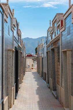 Canteras, İspanya - 2 Nisan 2019 Murcia regio'nun tipik mezarları