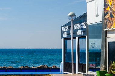 La Manga, İspanya - 4 Mart 2019 Restaurant in La Manga del Mar