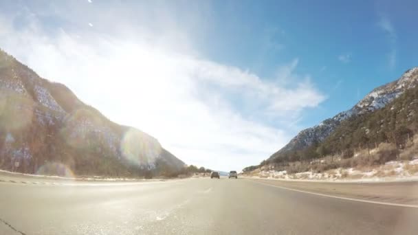 Pov Oogpunt Door Mountain Terrein Rijden Winter — Stockvideo