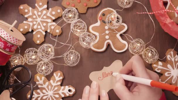 Handschrift Gift Tag Voor Traditionele Zelfgemaakte Peperkoek Cookies — Stockvideo