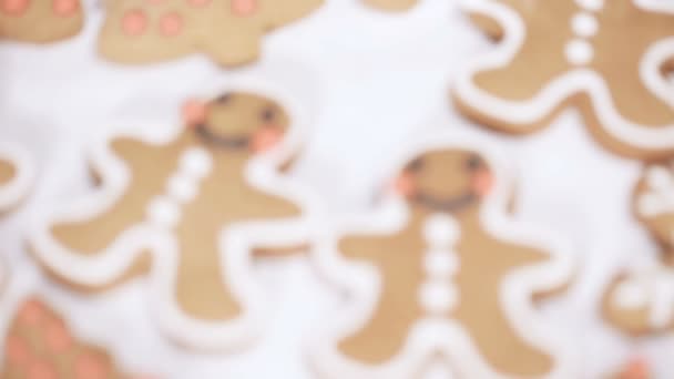 Decorating Traditional Gingerbread Cookies Royal Icing Christmas — Stock Video