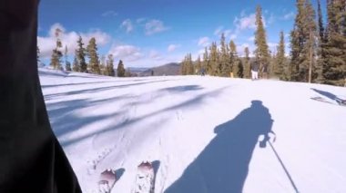 Colorado, ABD-ö. 2 Aralık 2017. POV bir bakış açısı. Kayak Colorado Rockies erken kayak sezonu