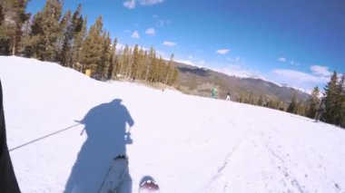 Colorado, ABD-ö. 2 Aralık 2017. POV bir bakış açısı. Kayak Colorado Rockies erken kayak sezonu.
