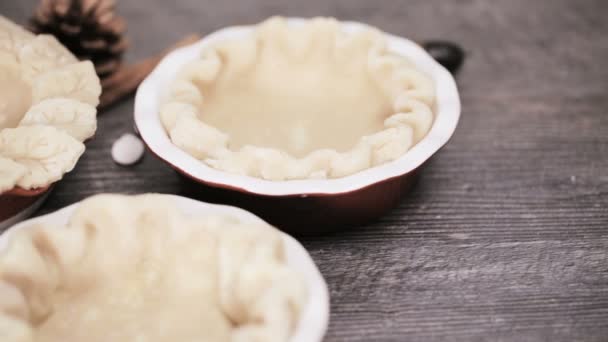 Preparing Pie Crusts Mini Pumpkin Pies — Stock Video