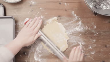 Adım adım. Pişirme tatil sezonu. Noel için şekerli Kurabiye Pişirme