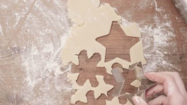 Adım adım. Pişirme tatil sezonu. Noel için şekerli Kurabiye Pişirme