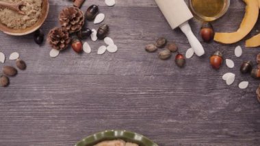 Adım adım. Pişirme ev yapımı kabak pasta için şükran günü yemeği