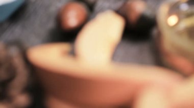 Adım adım. Dilim taze pişmiş kabak pasta yemek