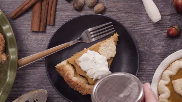 Passo Passo Comendo Fatia Torta Abóbora Recém Assada — Vídeo de Stock