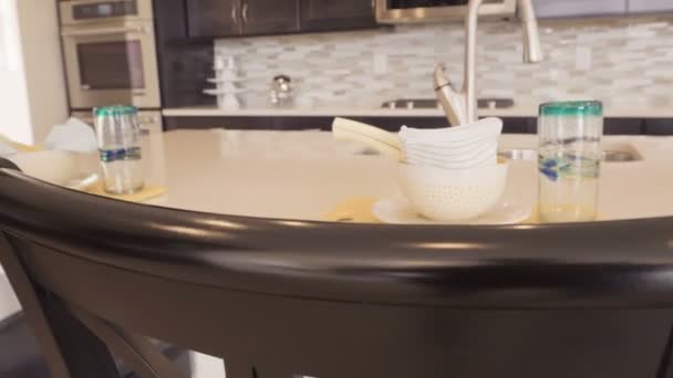Lüks Evde Modern Bir Mutfak — Stok video