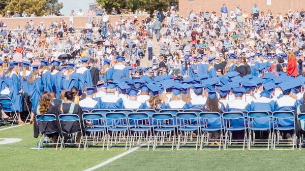 デンバー コロラド州 アメリカ合衆国 24日 2018 卒業式のチェリー クリーク高等学校 — ストック写真