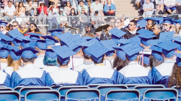 Denver Colorado Estados Unidos Mayo 2018 Ceremonia Graduación Cherry Creek —  Fotos de Stock