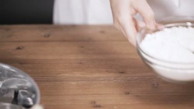 Adım adım. Pişirme tatil sezonu. Noel için şekerli Kurabiye Pişirme