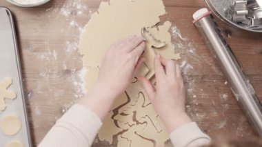 Adım adım. Pişirme tatil sezonu. Noel için şekerli Kurabiye Pişirme