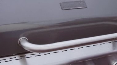 Yağmurda açık 6 burner gaz ızgarada pişirme