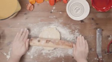 Adım adım. Pişirme tatil sezonu. 