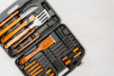 Mini mutfak takımı plastik durumda basit Barbekü.