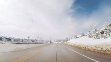 Denver, Colorado, ABD-27 Mart, 2018-Pov-sürüş sonra bahar kar iş parkın içinden fırtına