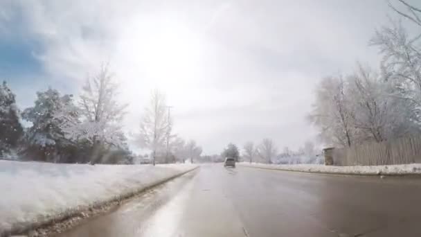 科罗拉多州 2018年3月27日 通过商业公园驾驶春季暴风雪后 — 图库视频影像