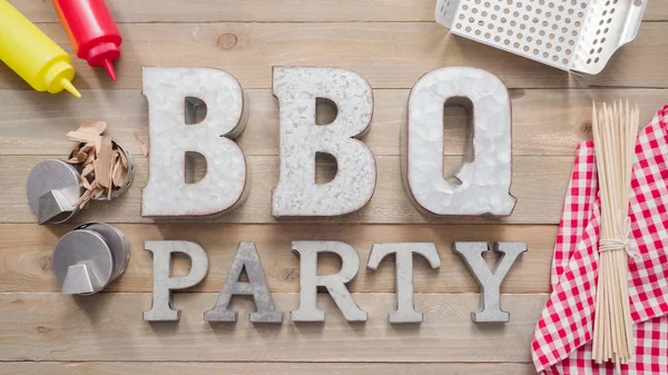 Metal Bbq Party Sign Grilling Tools Wood Background — Stock Photo, Image