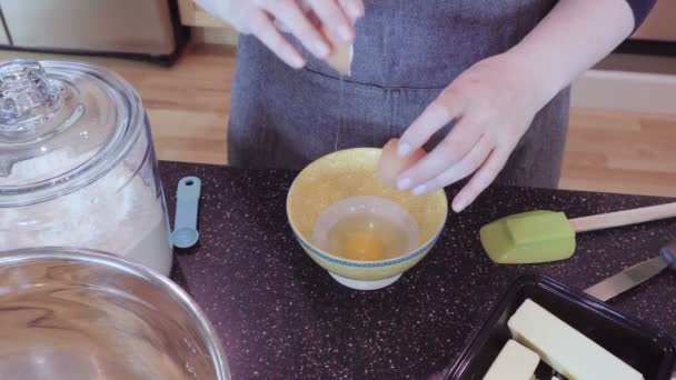 Adım Adım Yapımı Muz Ekmek Pişirme Kadın — Stok video