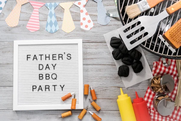 Father Day Bbq Party Sign White Memo Board Cooking Tools — Stock Photo, Image