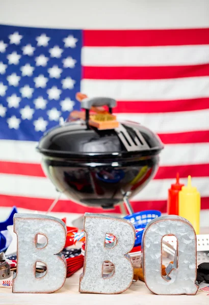 Metal Bbq Sign Small Charcoal Grill July 4Th Decorations — Stock Photo, Image