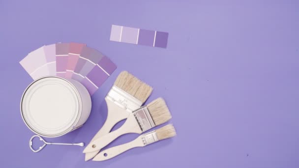 Pintura violeta de cerca — Vídeos de Stock