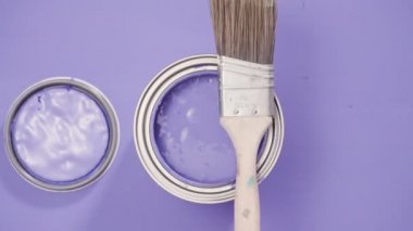 Mor boya yakın çekim