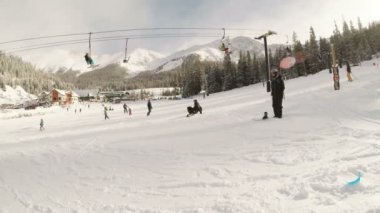 Colorado, ABD-ö. 2 Aralık 2017. POV bir bakış açısı. Kayak Colorado Rockies erken kayak sezonu