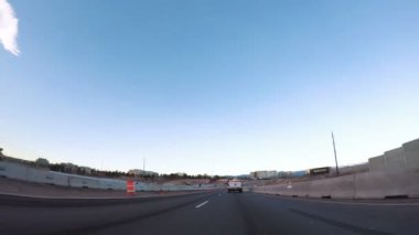 Denver, Colorado, ABD-18 Mart, 2018-Pov-sürüş Intestate karayolu 470 sabahın erken saatlerinde.