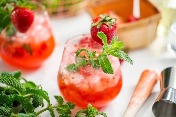 Strawberry Mojito Cocktail Organic Strawberries Scratch — Stock Photo, Image