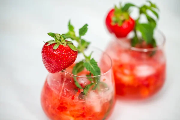 Strawberry Mojito Cocktail Organic Strawberries Scratch — Stock Photo, Image