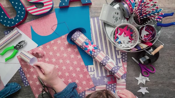 Mother Daughter Making Paper Firecrackers Fro July 4Th Celebration — Stock Photo, Image